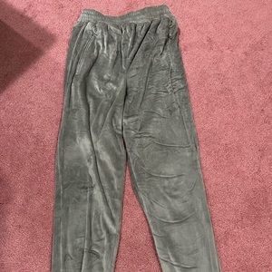 SKIMS velour joggers size XS. So comfy.